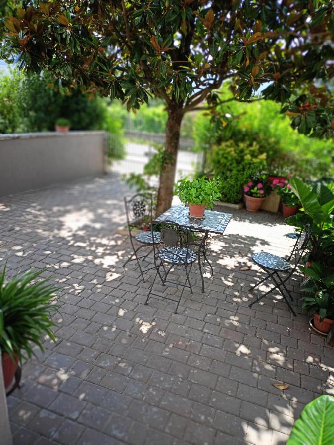 Marco - Camere Con Bagno Privato Vicino Al Centro 폴리뇨 외부 사진