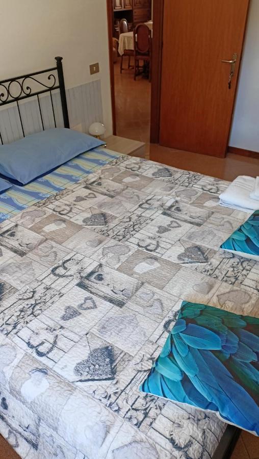 Marco - Camere Con Bagno Privato Vicino Al Centro 폴리뇨 외부 사진