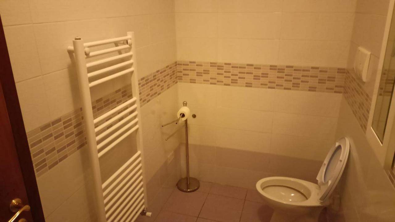 Marco - Camere Con Bagno Privato Vicino Al Centro 폴리뇨 외부 사진