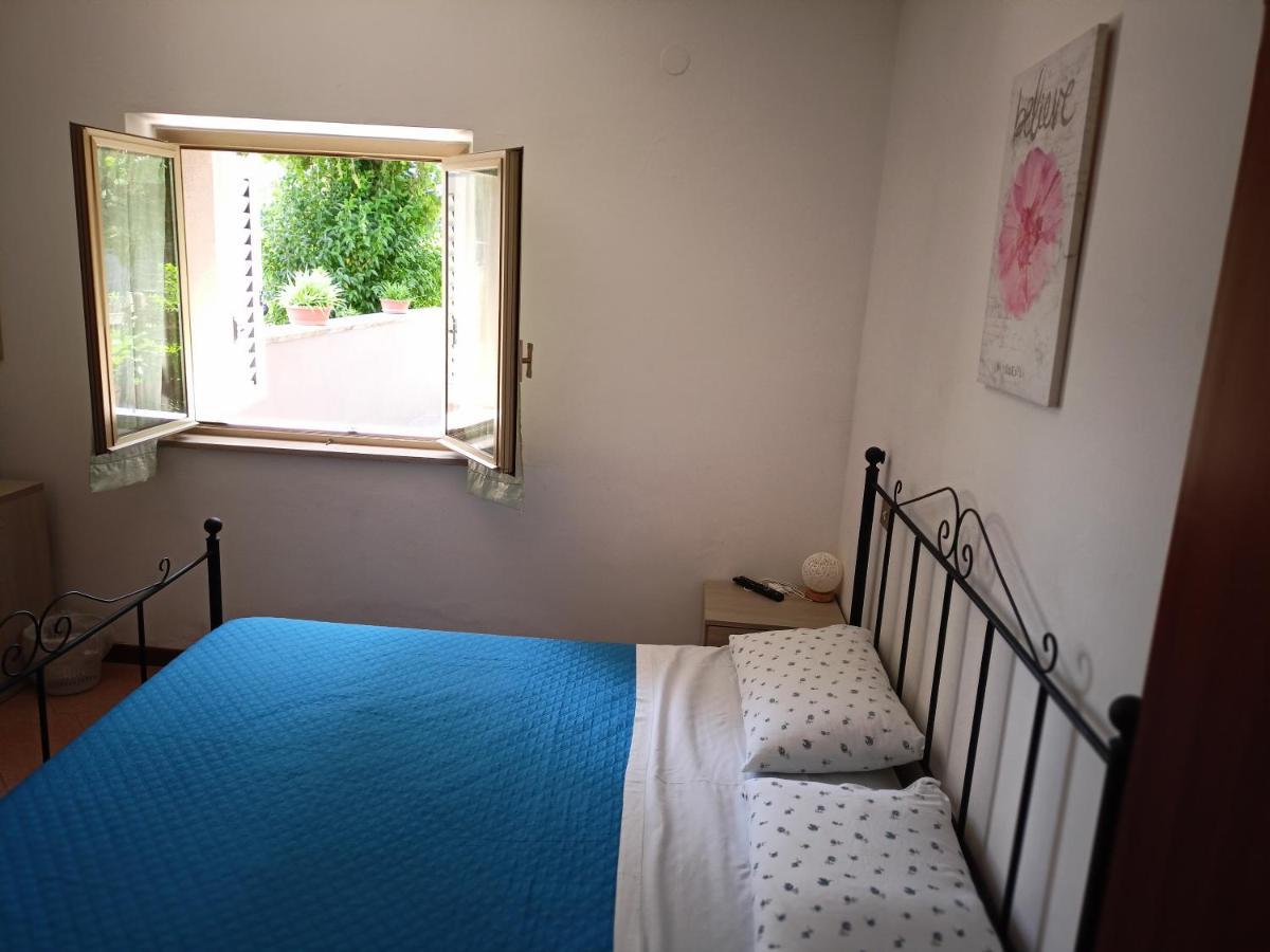 Marco - Camere Con Bagno Privato Vicino Al Centro 폴리뇨 외부 사진